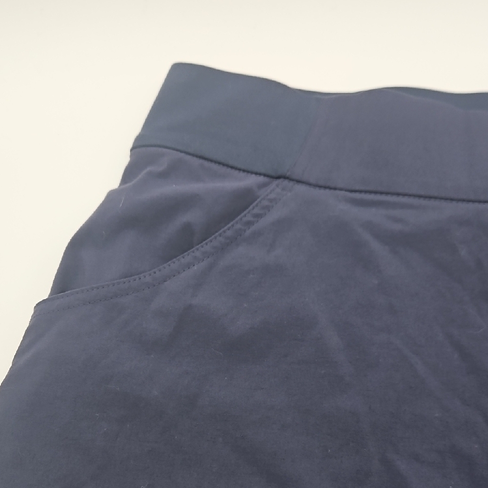 Columbia Sportswear Company Classic Navy Women's Sport Skort Medium - Picture 4 of 8